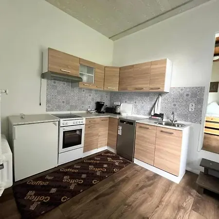 شقة Bright Apartment In Emden With Terrace 60 M² *